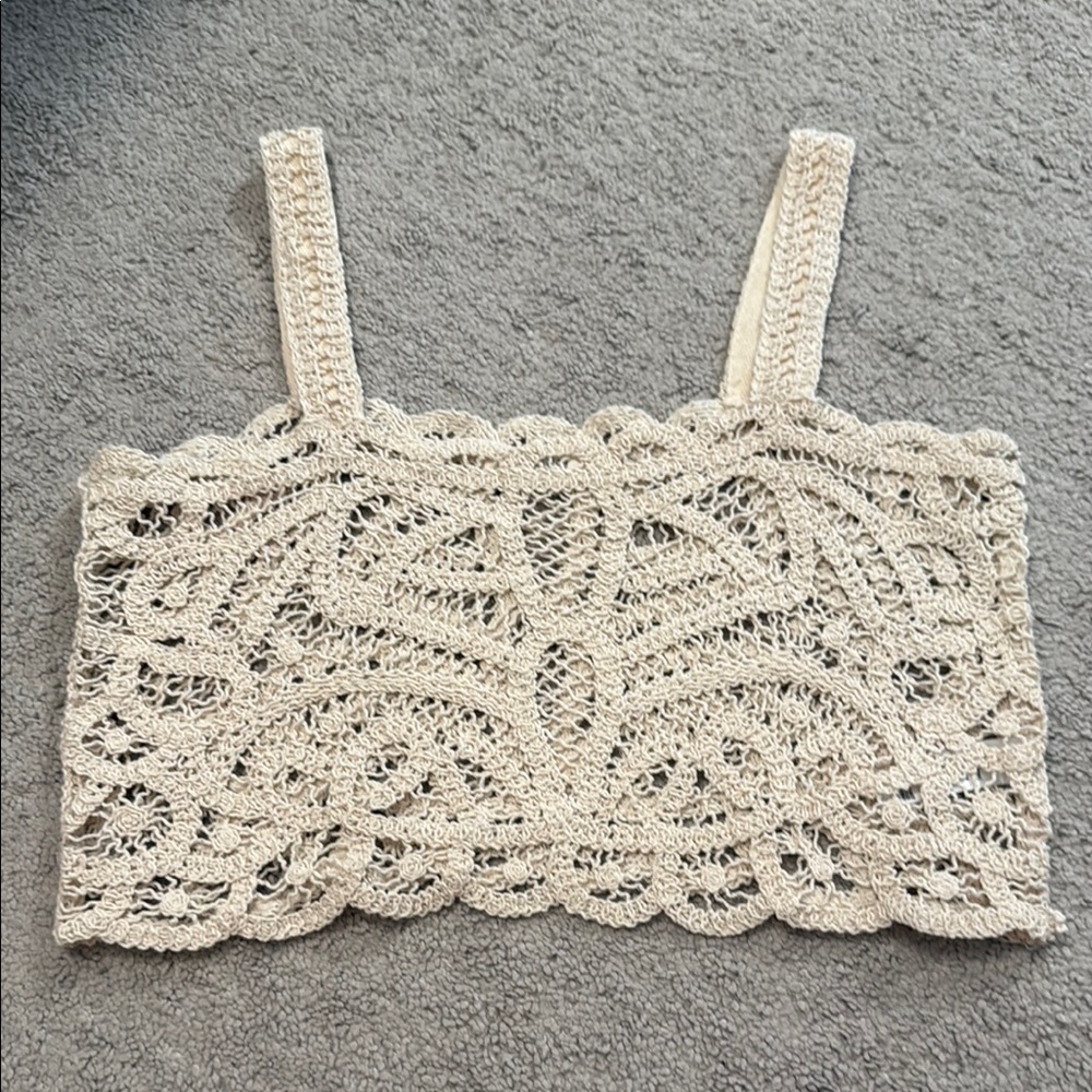 Chic Crochet Lace Tank Top in Cream